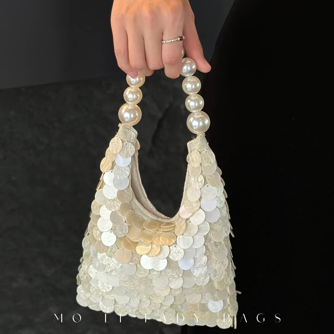 Bolsa Feminina Artesanal com L - Interior Design Elegant avaliação e preço