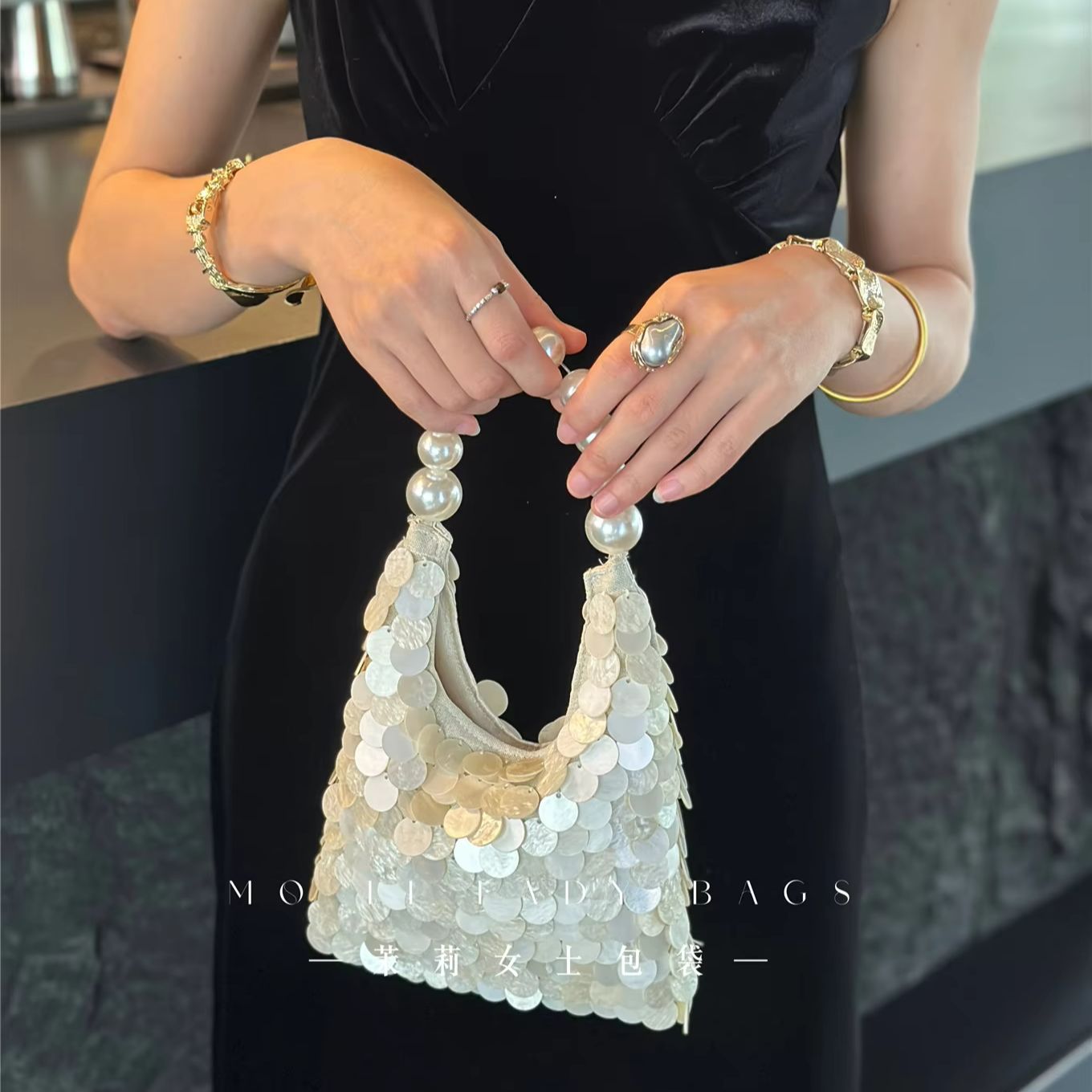 Bolsa Feminina Artesanal com L - Interior Design Elegant avaliação e preço